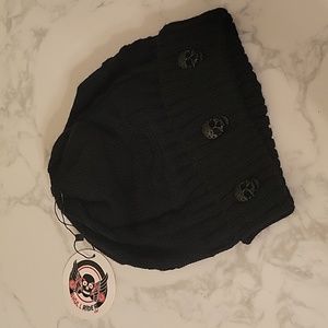 Black knit hat with skulls.